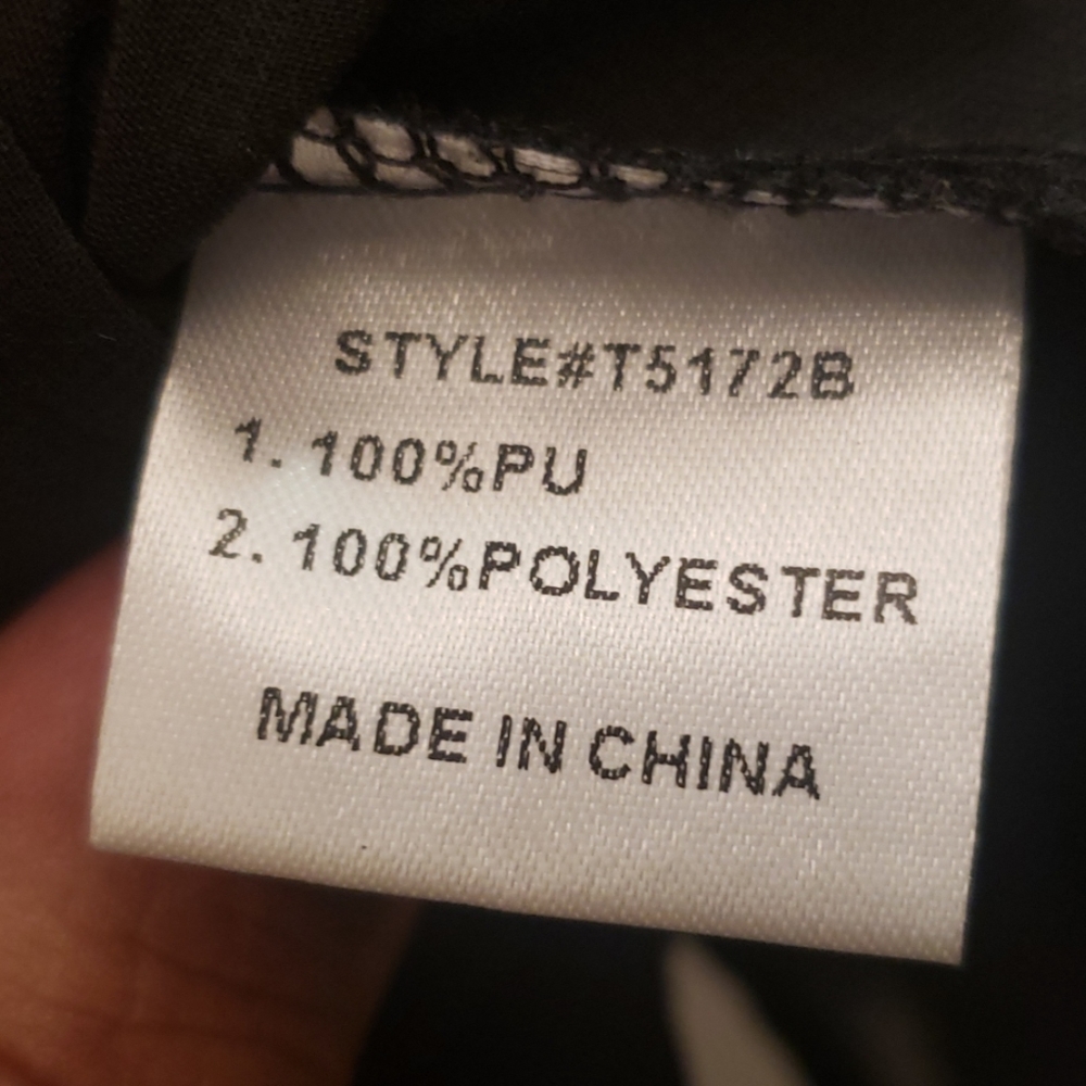 ToTo Collection vest - Picture 5 of 5
